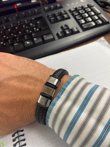 Customer photo review of Moška Zapestnica: Viking