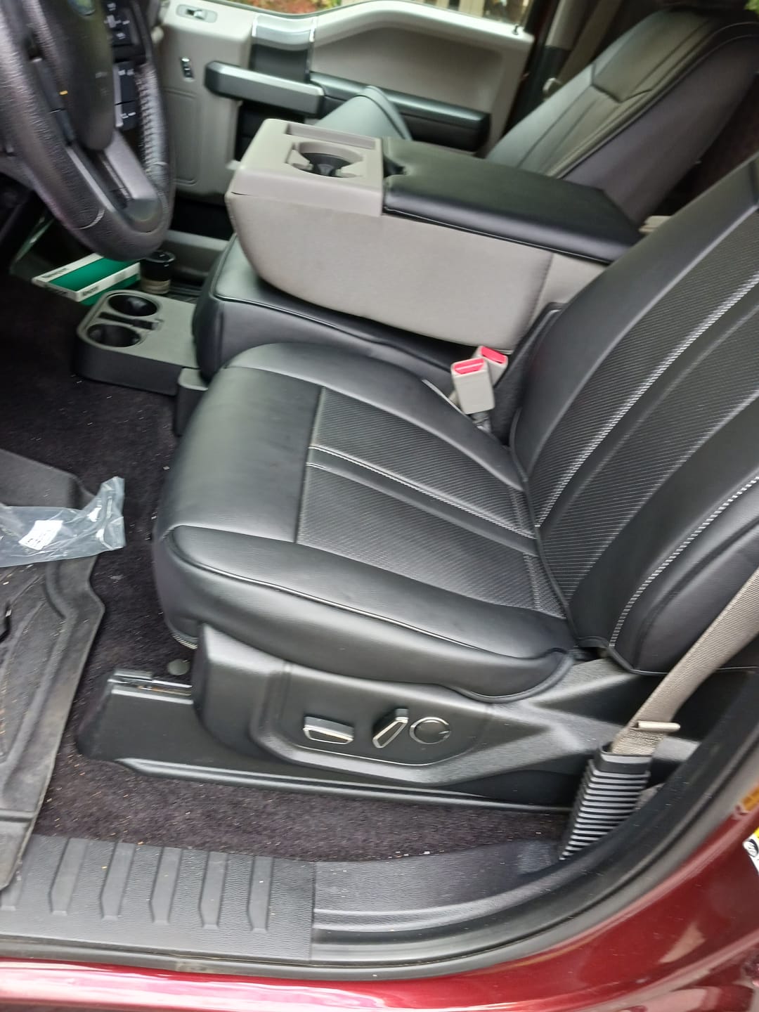 Customer photo review of 2015-20 Ford F-150 / F-250 Premium Custom Leather Seat Covers
