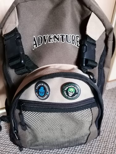 Customer photo review of BUTTON PACKAGE • FRIEDENSBEWEGT (5 STK.)