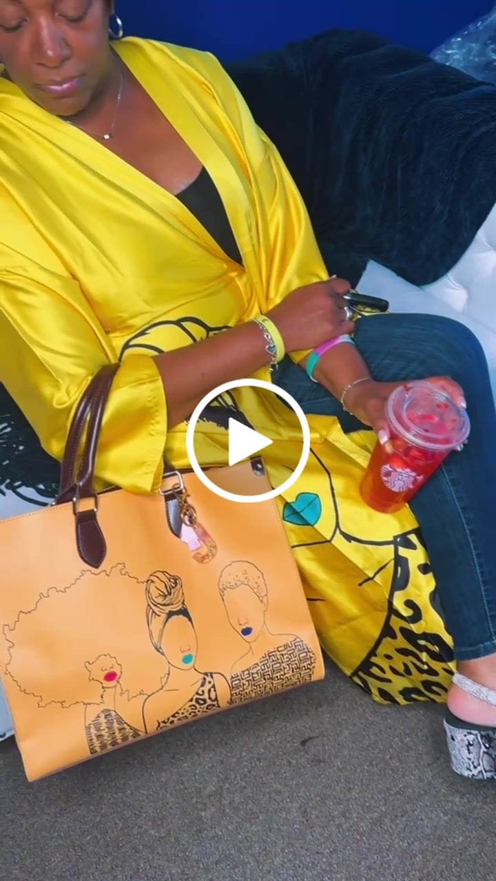 Customer video review of Mahogany Kimono