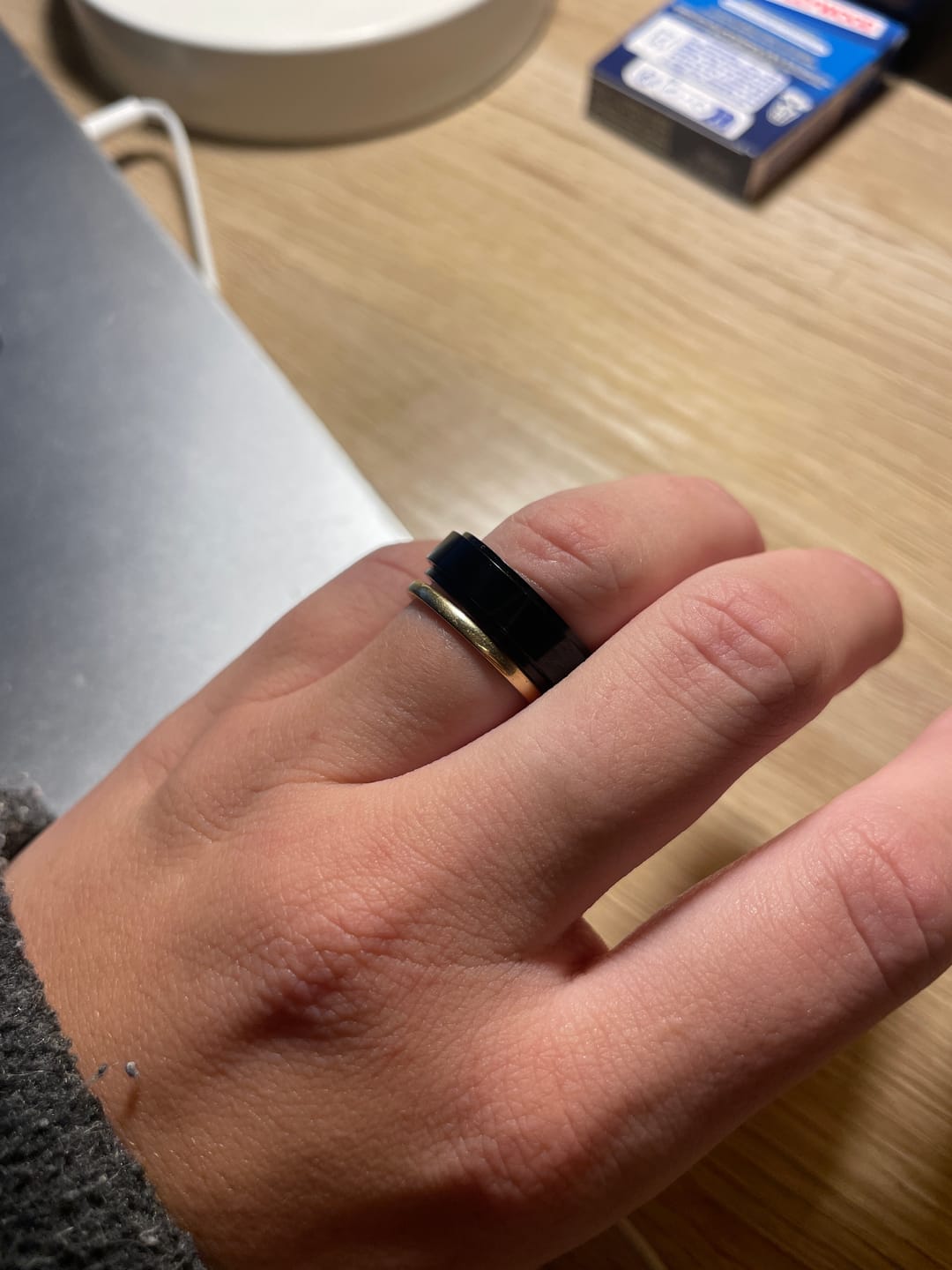 Customer photo review of Bague d'Anxiété Acier Inoxydable - KARA