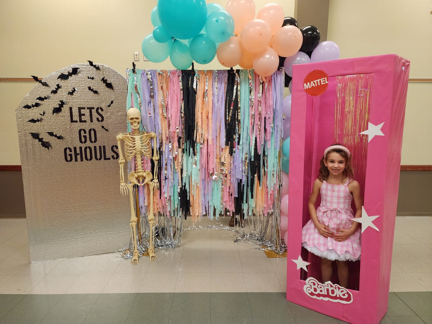 Customer photo review of Pastel Boo Backdrop
