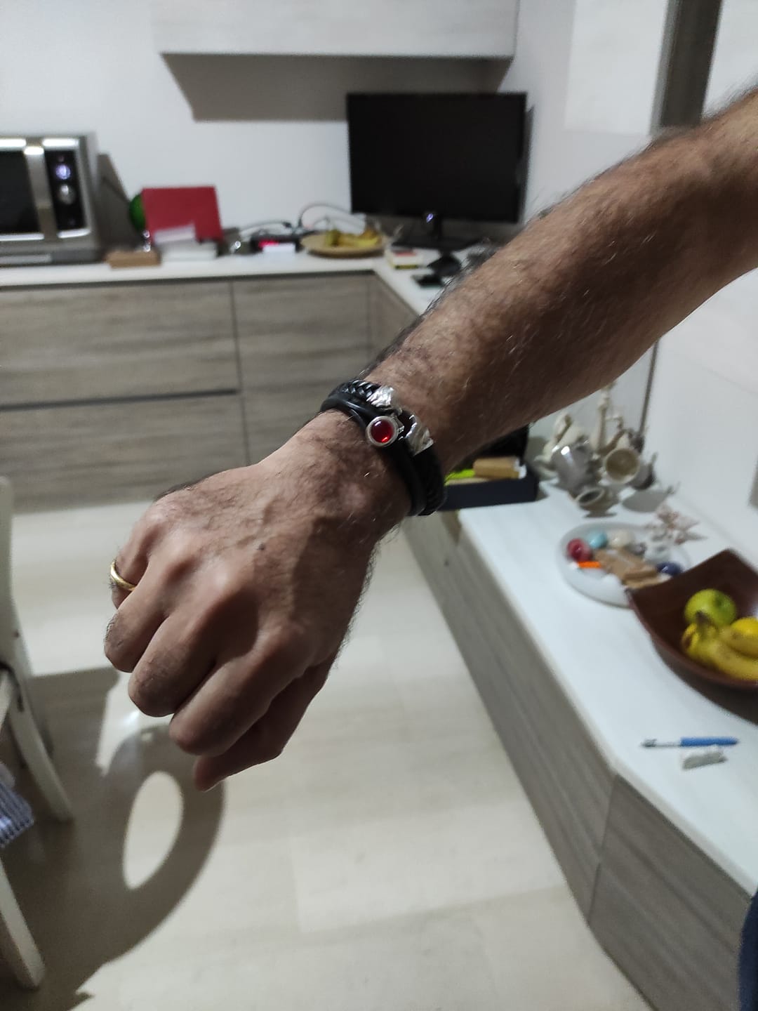 Customer photo review of Bracciale pelle Petra Lapislazzuli Tulsi