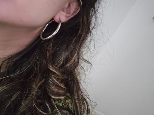 Customer photo review of עגילי חישוק | 2-4 ס"מ