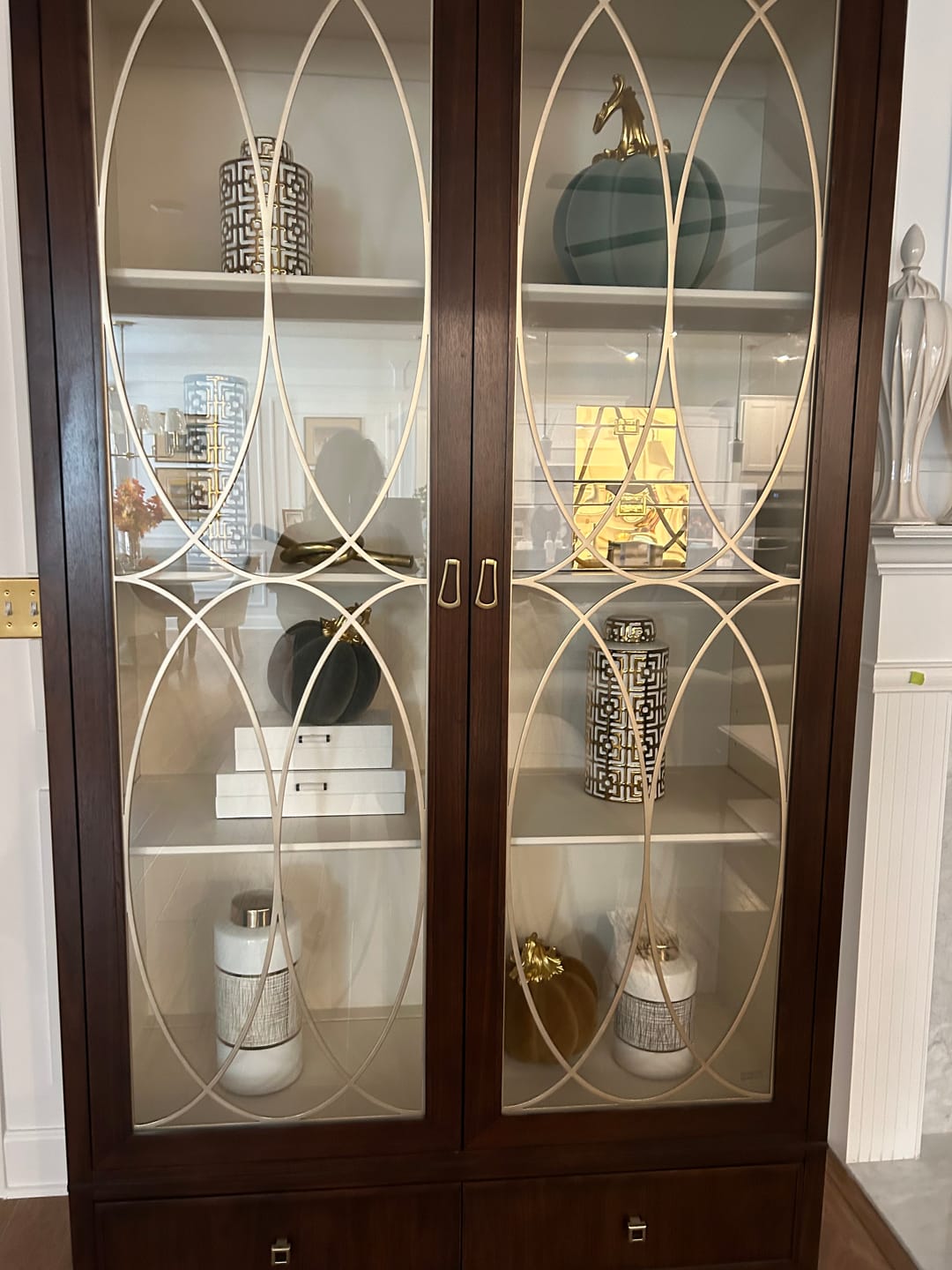Customer photo review of White and Gold Ceramic Jar with Lid