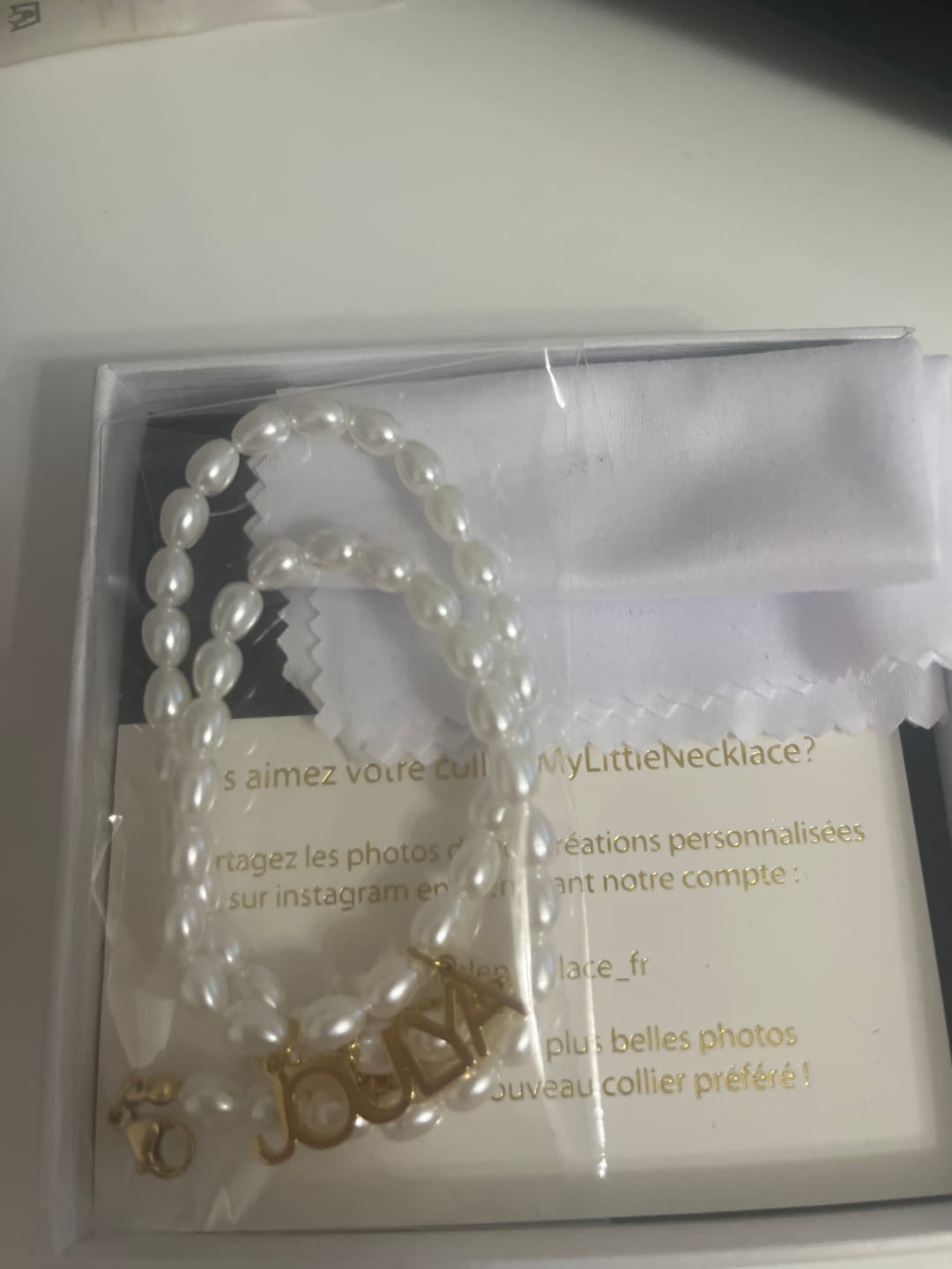 Customer photo review of Collier Prénom Perles