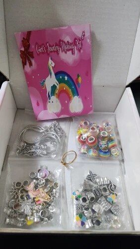 Customer photo review of Jewelance™ BraceletKit - Gør-Det-Selv-Sæt Til Fremstilling Af Charms Til Smykker