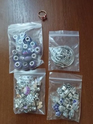 Customer photo review of Jewelance™ BraceletKit - Gør-Det-Selv-Sæt Til Fremstilling Af Charms Til Smykker