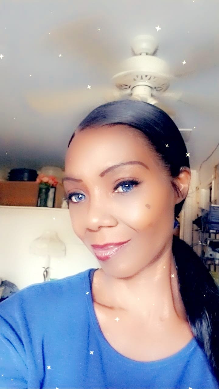 Customer photo review of Lace Glue