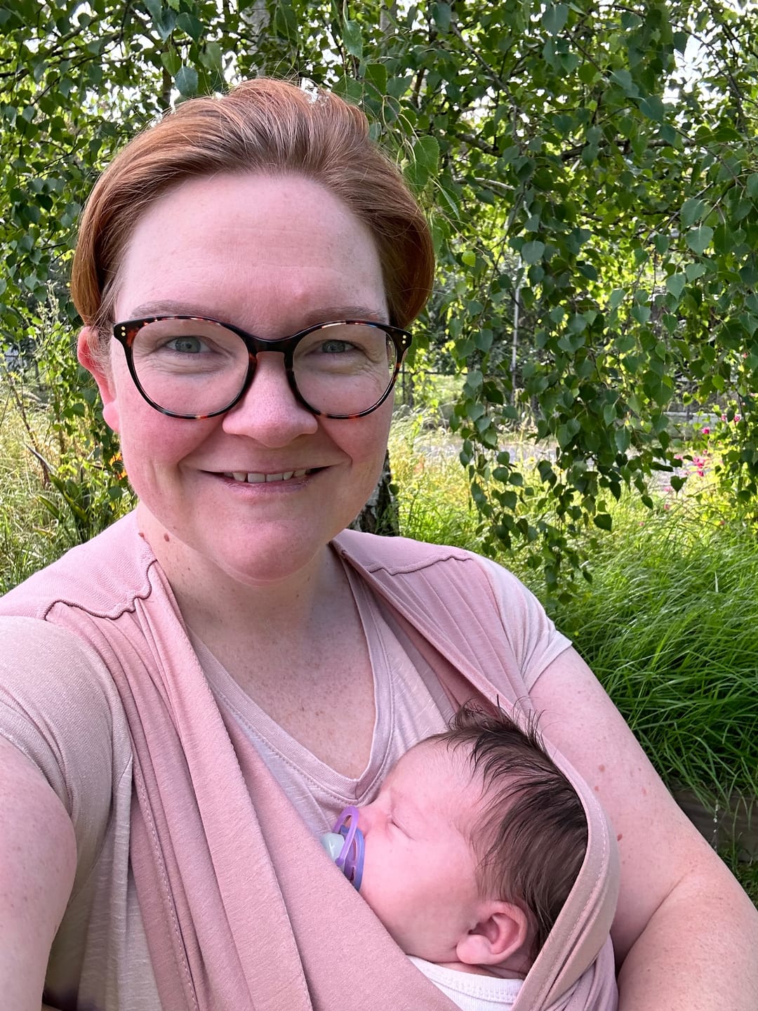 Customer photo review of Newborn Carrier in Rose
