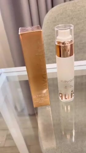 Customer photo review of O.TWO.O EXQUISIT SETTING SPRAY