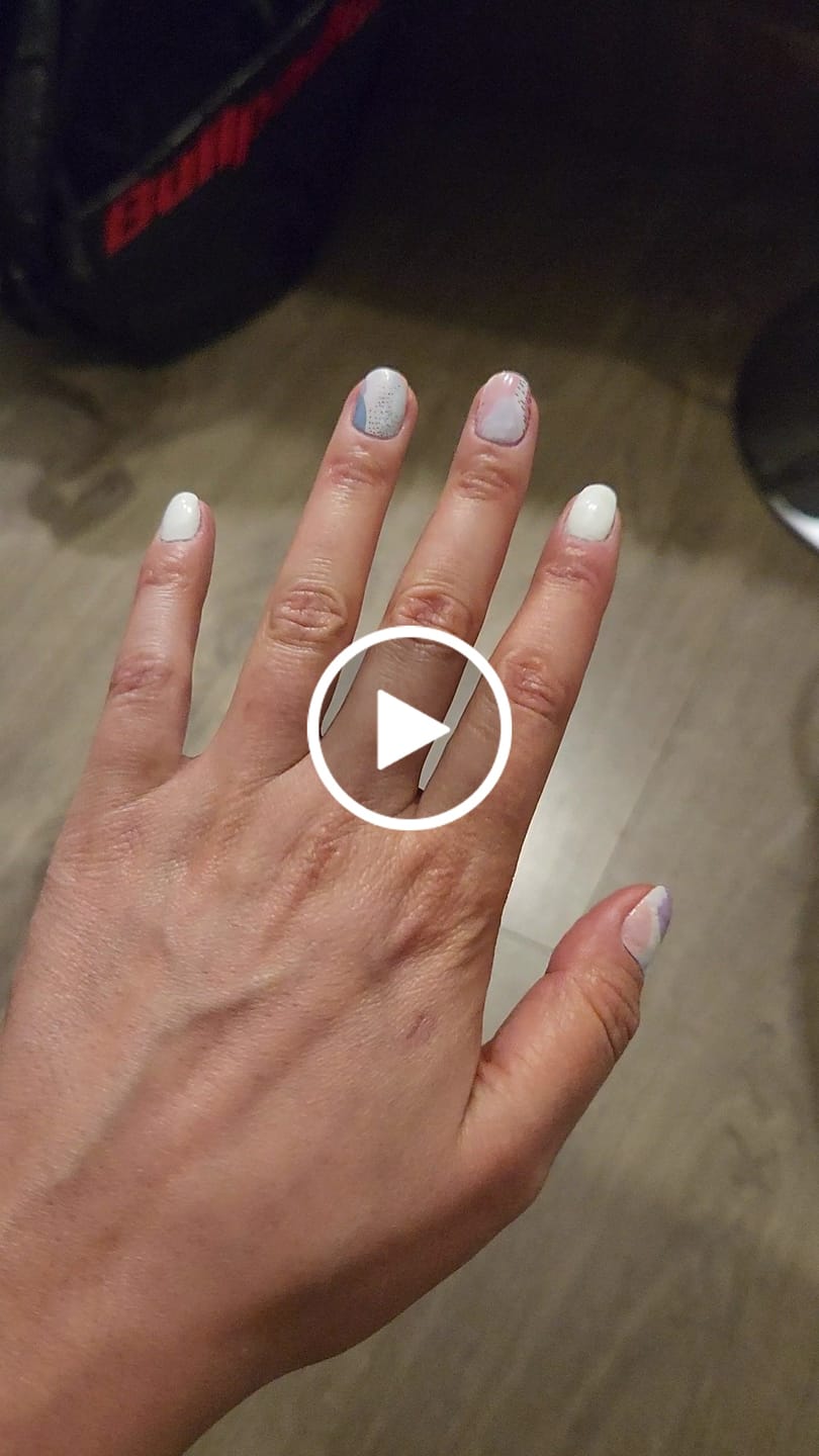 Customer video review of Tropical Nail | Stickers de Esmalte