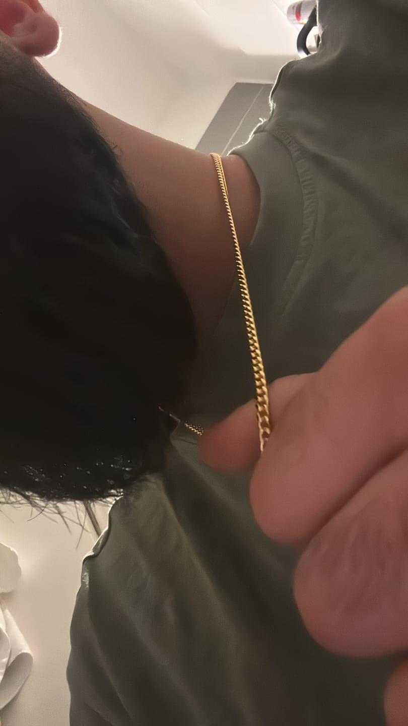 Customer photo review of CLEAN FIGARO BRACELET. - 5MM 18K GOLD