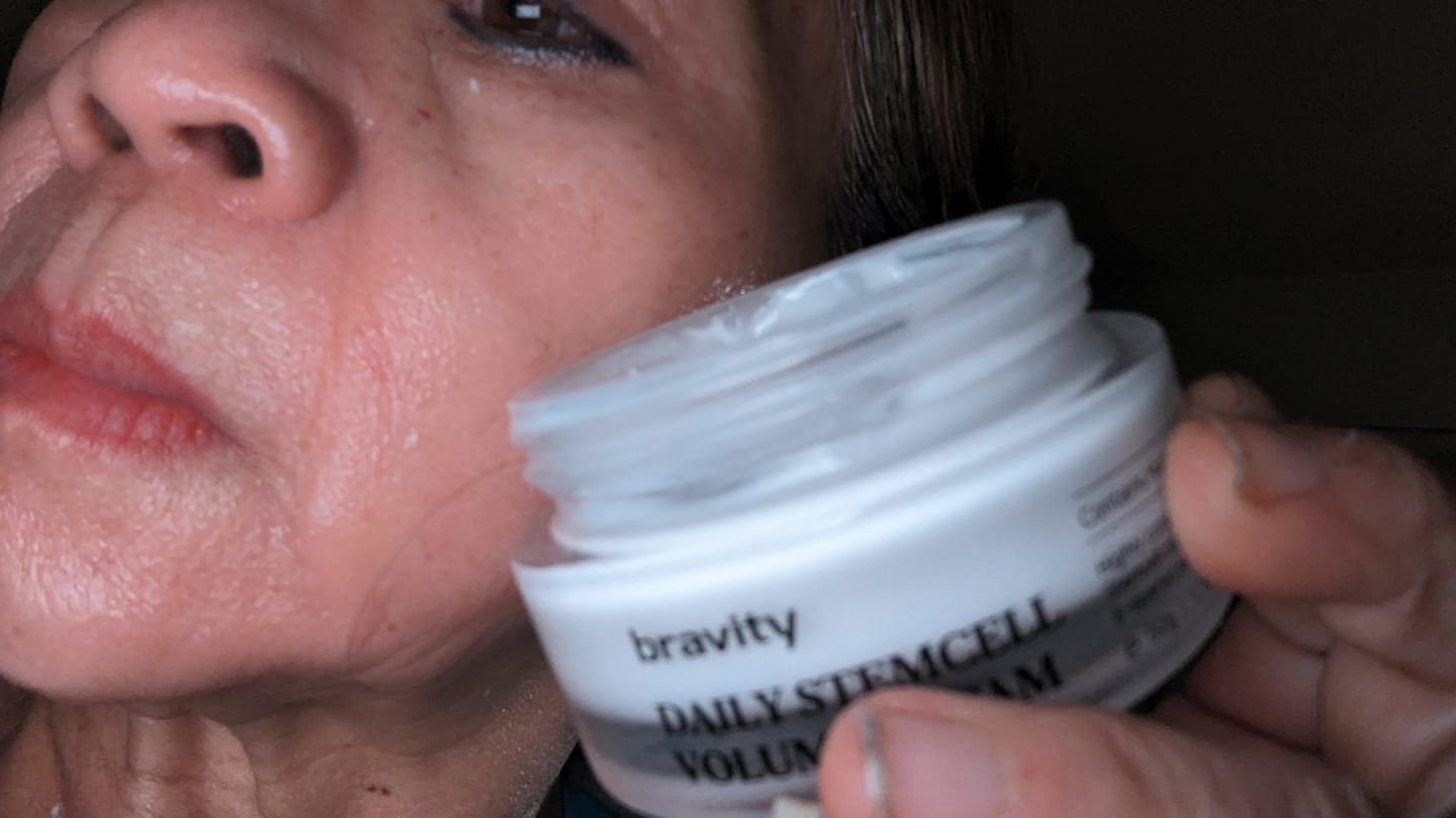 Customer photo review of Bravity Daily Volume Cream