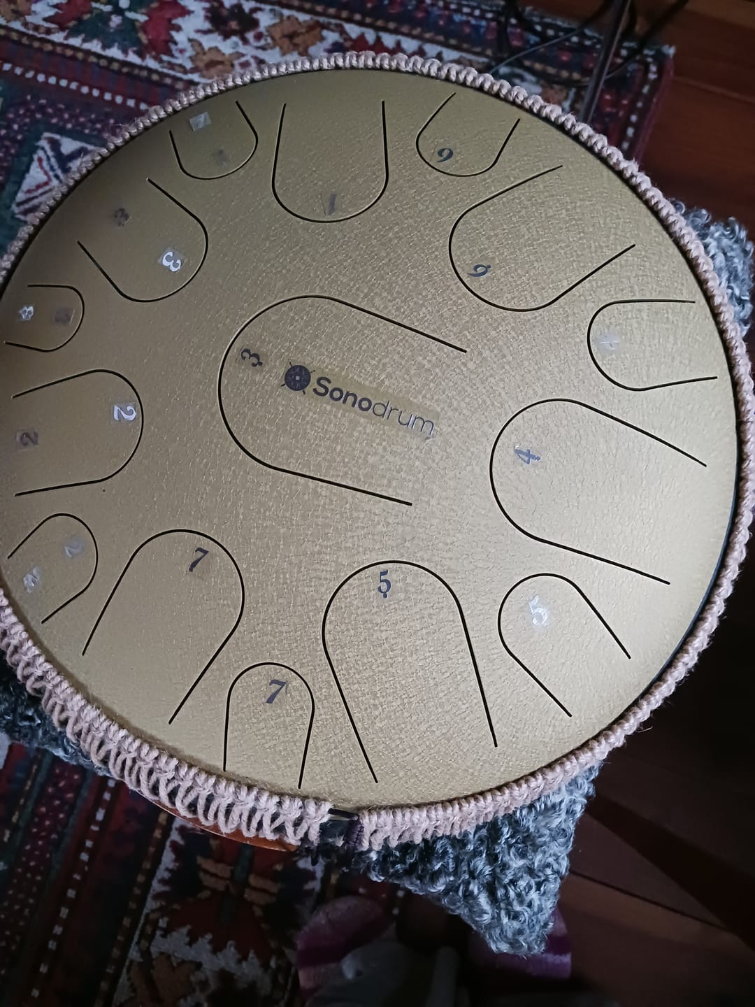 Customer photo review of Sonodrum Zungentrommel - "Premium" - Handgefertigt - 35,5cm - 15 Zungen - C-Dur