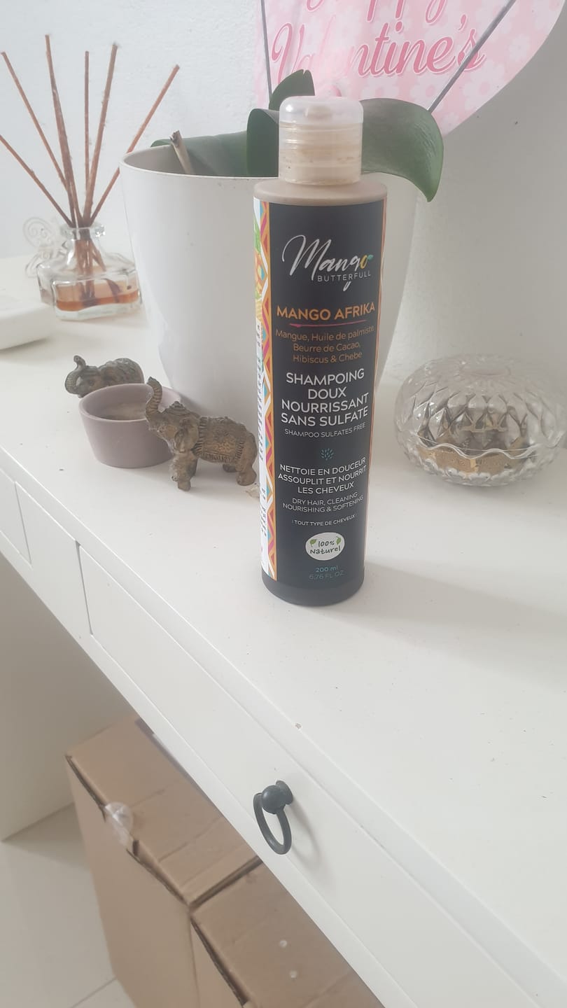 Customer photo review of Shampoing doux sans sulfates -   MANGO AFRIKA