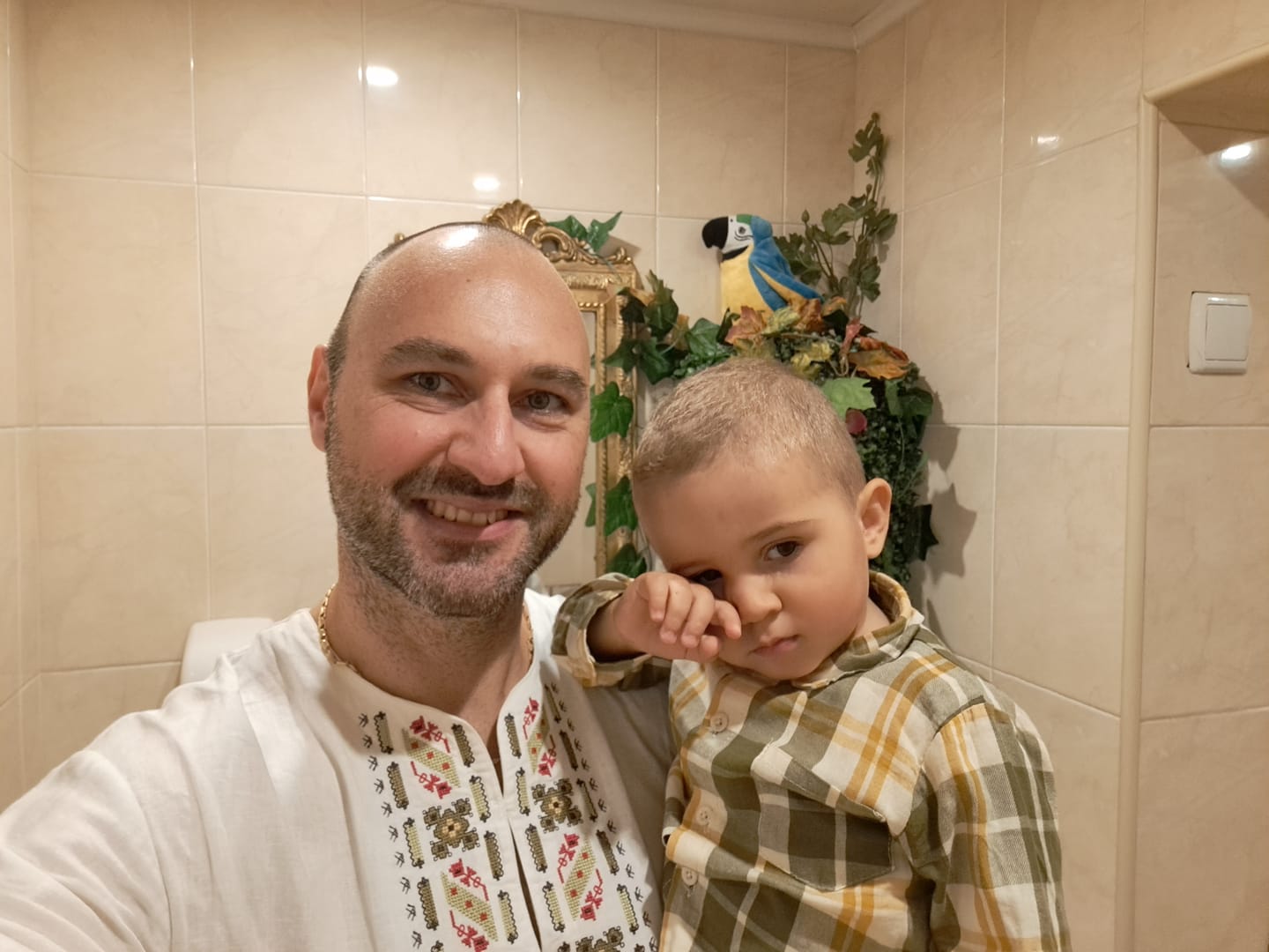 Customer photo review of Мъжка риза "Защита"