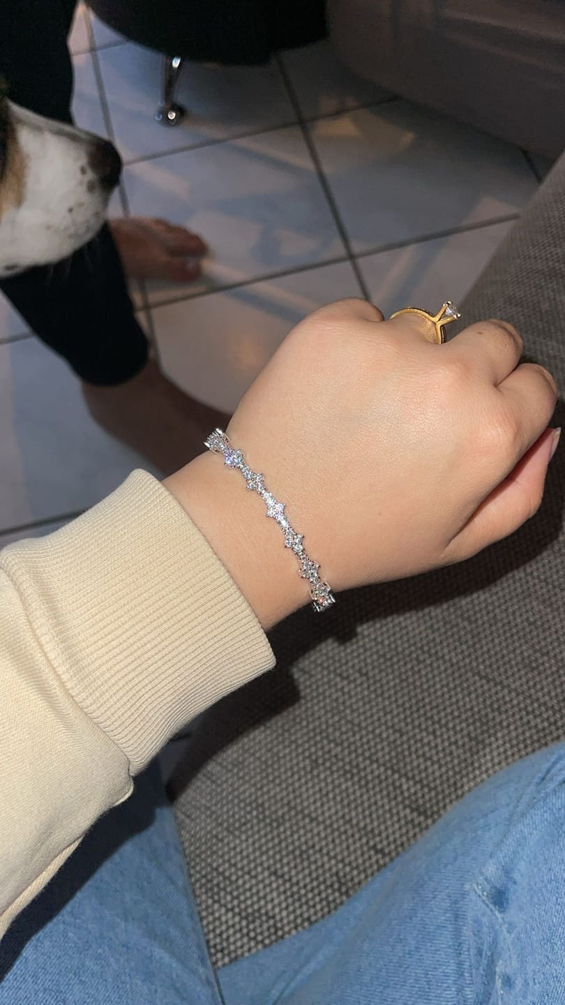 Customer photo review of HONEYCOMB BRACELET. - 3MM WHITE GOLD