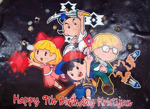 Customer photo review of 20 cm Pre-cut Circle Custom Edible Icing Image