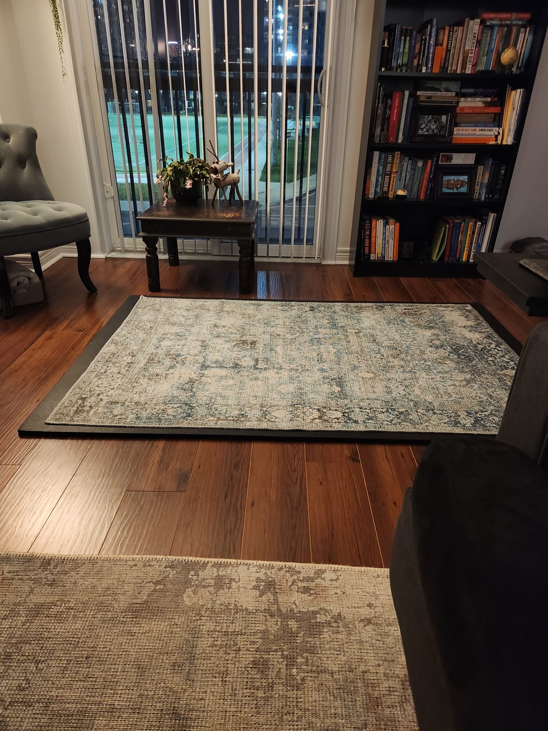 Customer photo review of Rania Machine Washable Rug