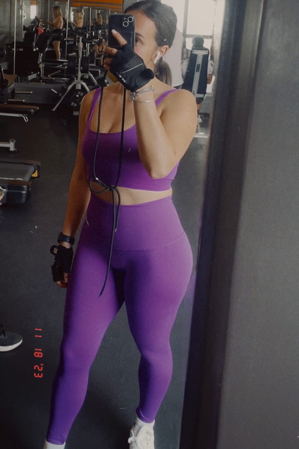 Customer photo review of Leggings All-Up Violet