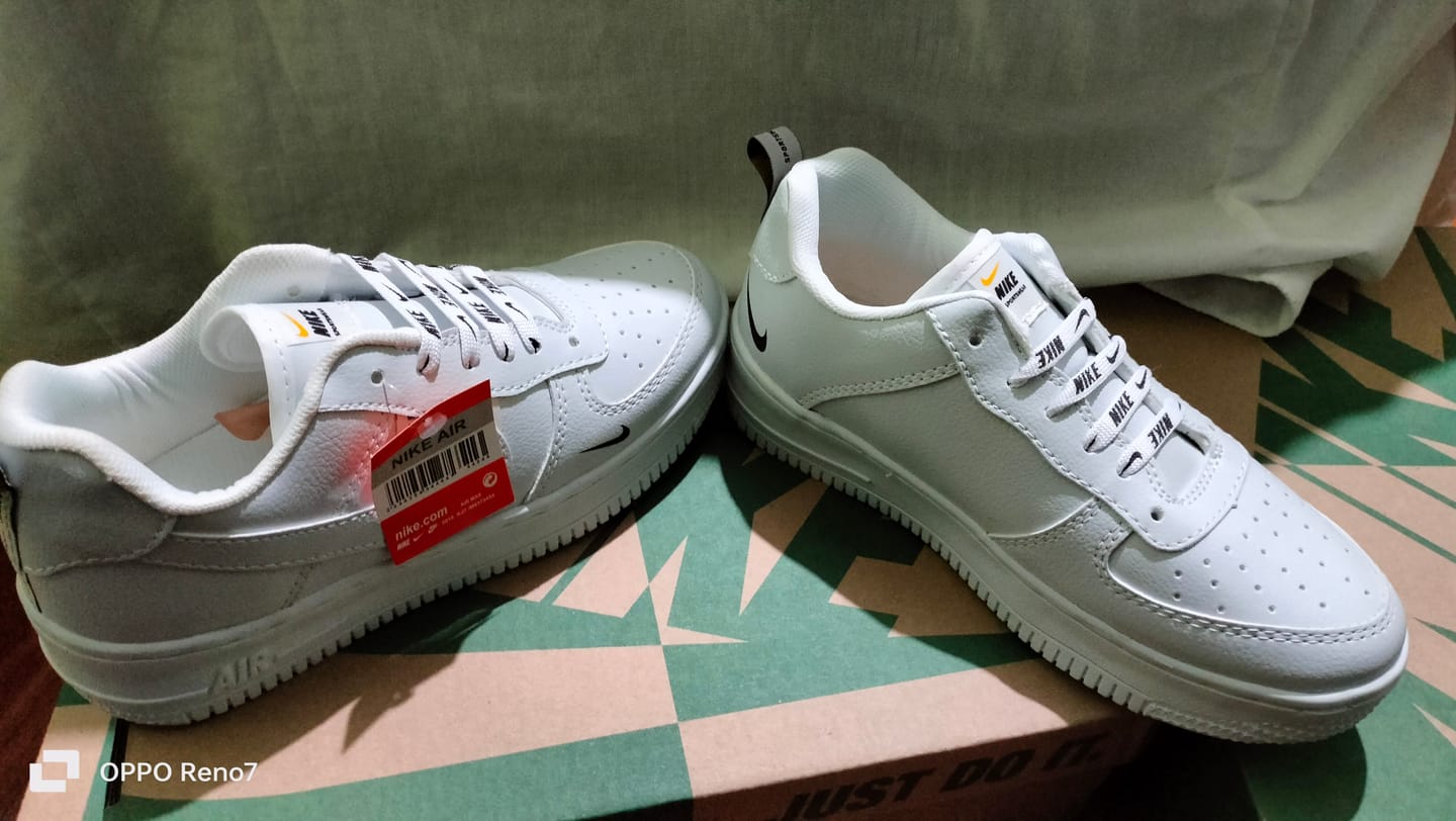 Customer photo review of Paq 6 Pares Tenis 275 Blanco Total 22/25.5