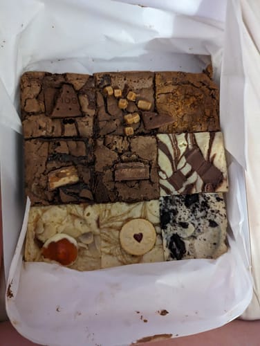 Customer photo review of Double Brownie & Blondie Mixed Box