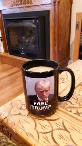Customer photo review of Free Trump 15oz Coffee Mug