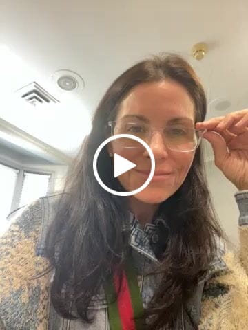 Customer video review of Connect Reading Glasses + Connect Case