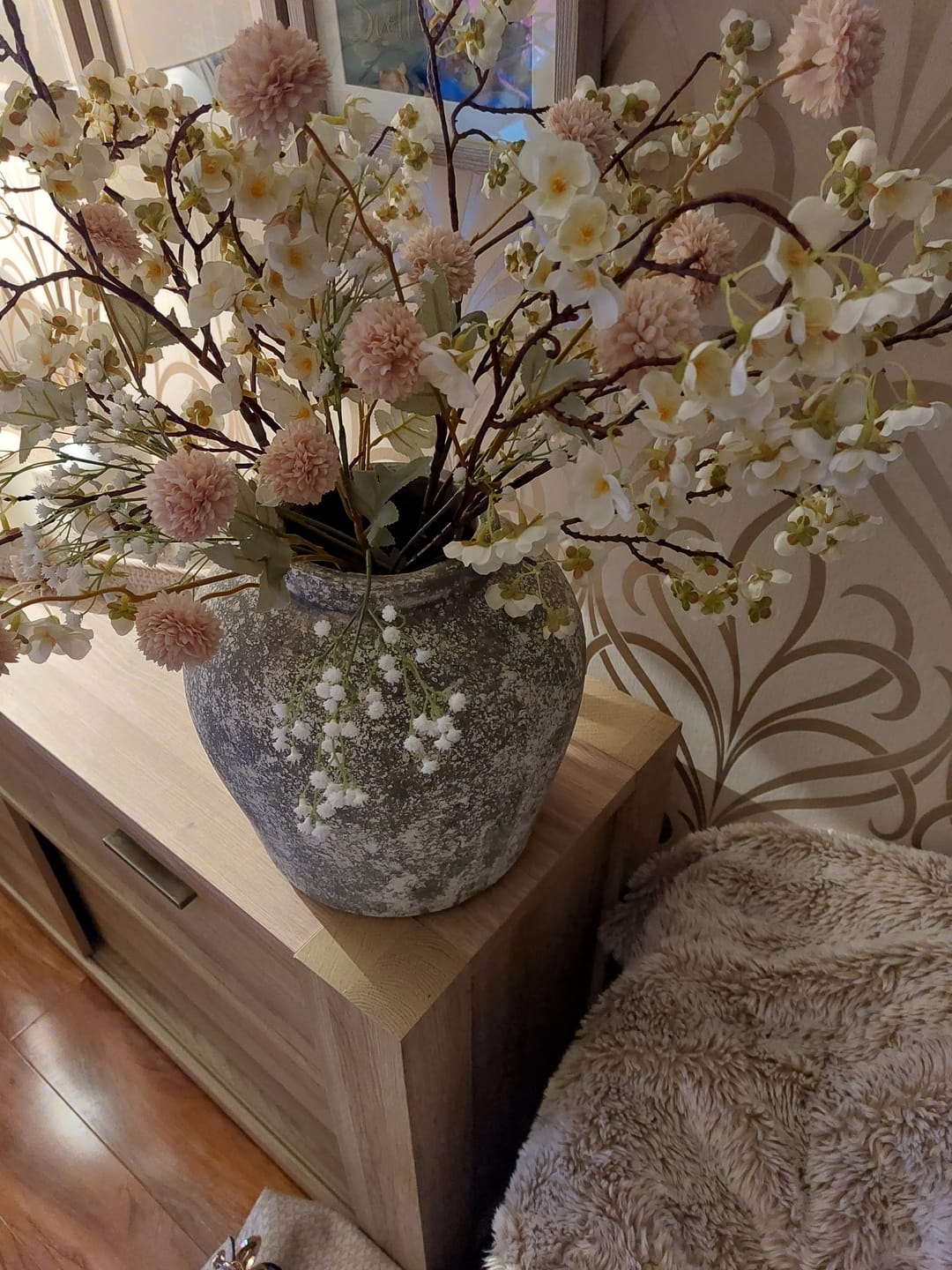 Customer photo review of Faux Kiku Flower - Cream (10 Stems)