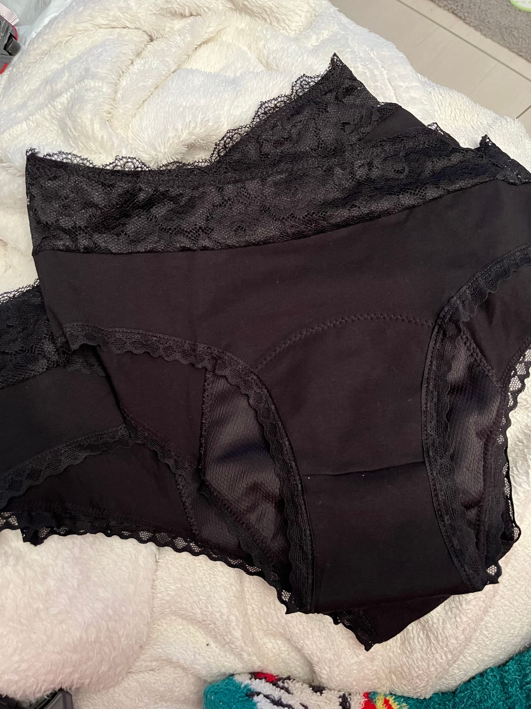 Customer photo review of Culotte Menstruelle Chloé (taille haute)