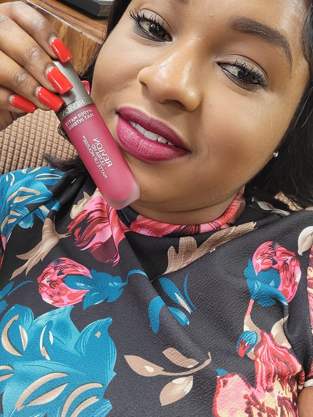 Customer photo review of Revlon Ultra HD Lip Mousse Hyper Matte #820 Crimson Sky - Wholesale 12 Units (RUH820)