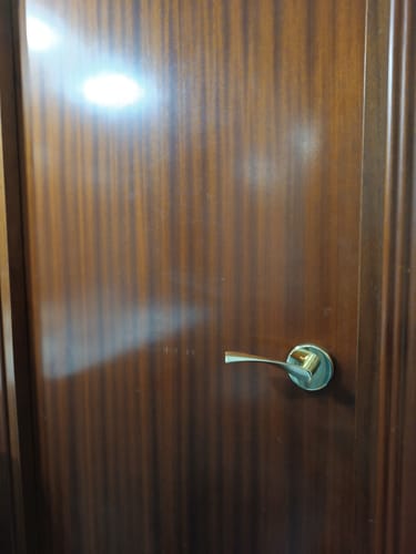 Customer photo review of Manilla modelo 'ARI130' con roseta redonda tapa-pomos dorado brillo para puertas