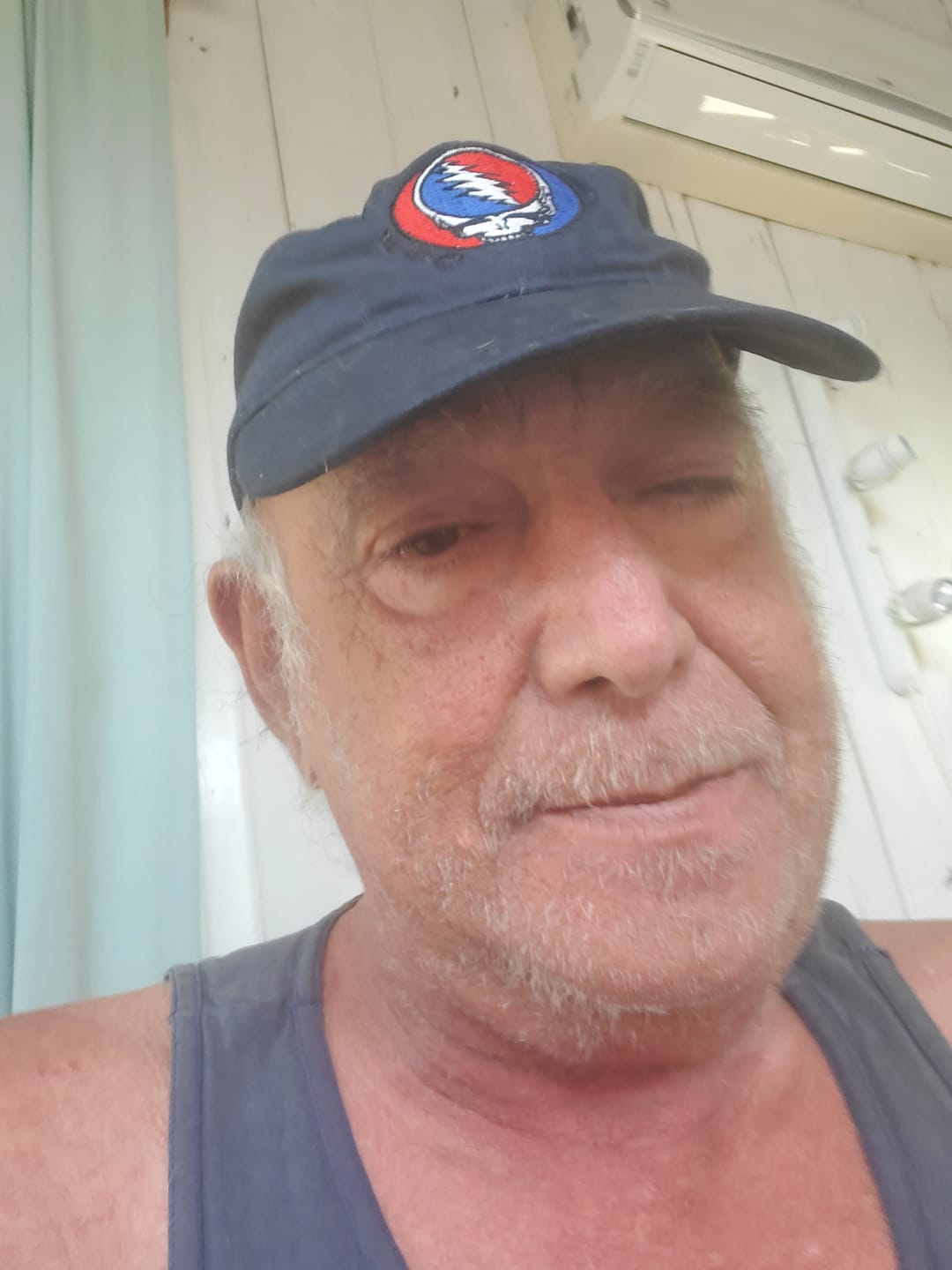 Customer photo review of Grateful Dead Skull and Roses Cap