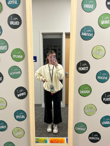 Customer photo review of WINNER STAYS ON SWEATER (ECRU)