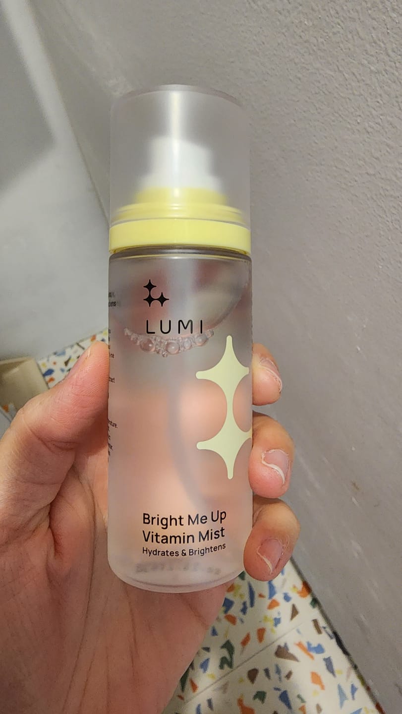 Customer photo review of Bright Me Up Vitamin Mist