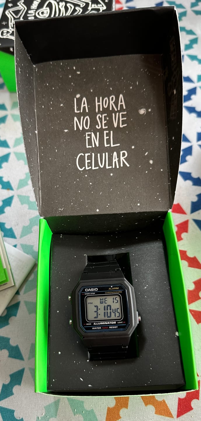 Customer photo review of Reloj Casio Vintage W-217H-1AVDF Classic Líneas Azules