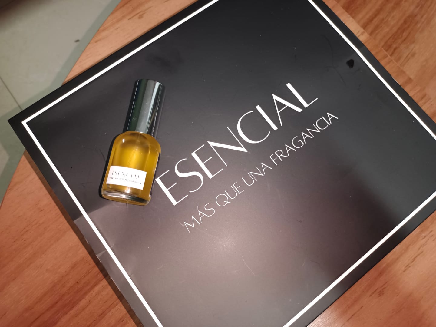 Customer photo review of H402 Inspirado en: 02 L'Air du Desert Marocain - Tauer Perfumes