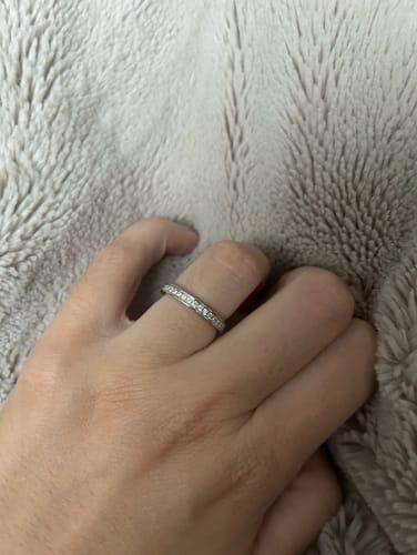 Customer photo review of Euphoria Full Round Cut Moissanite Diamond Row Ring