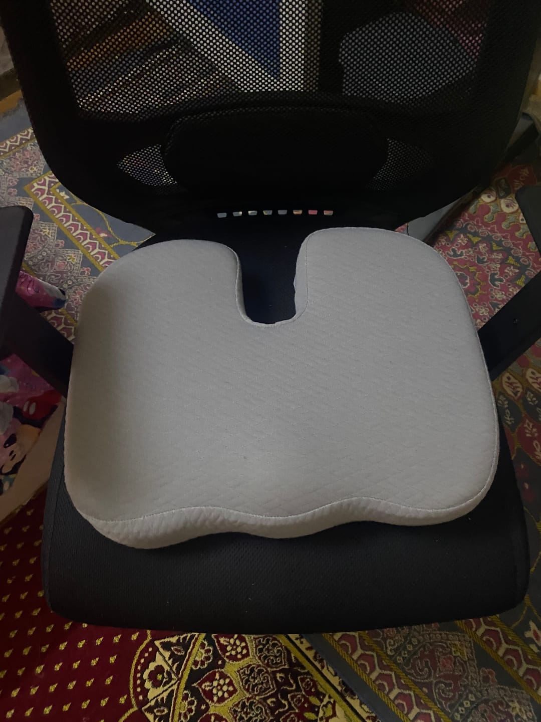 Customer photo review of Rall- Portable Tailbone Cushion