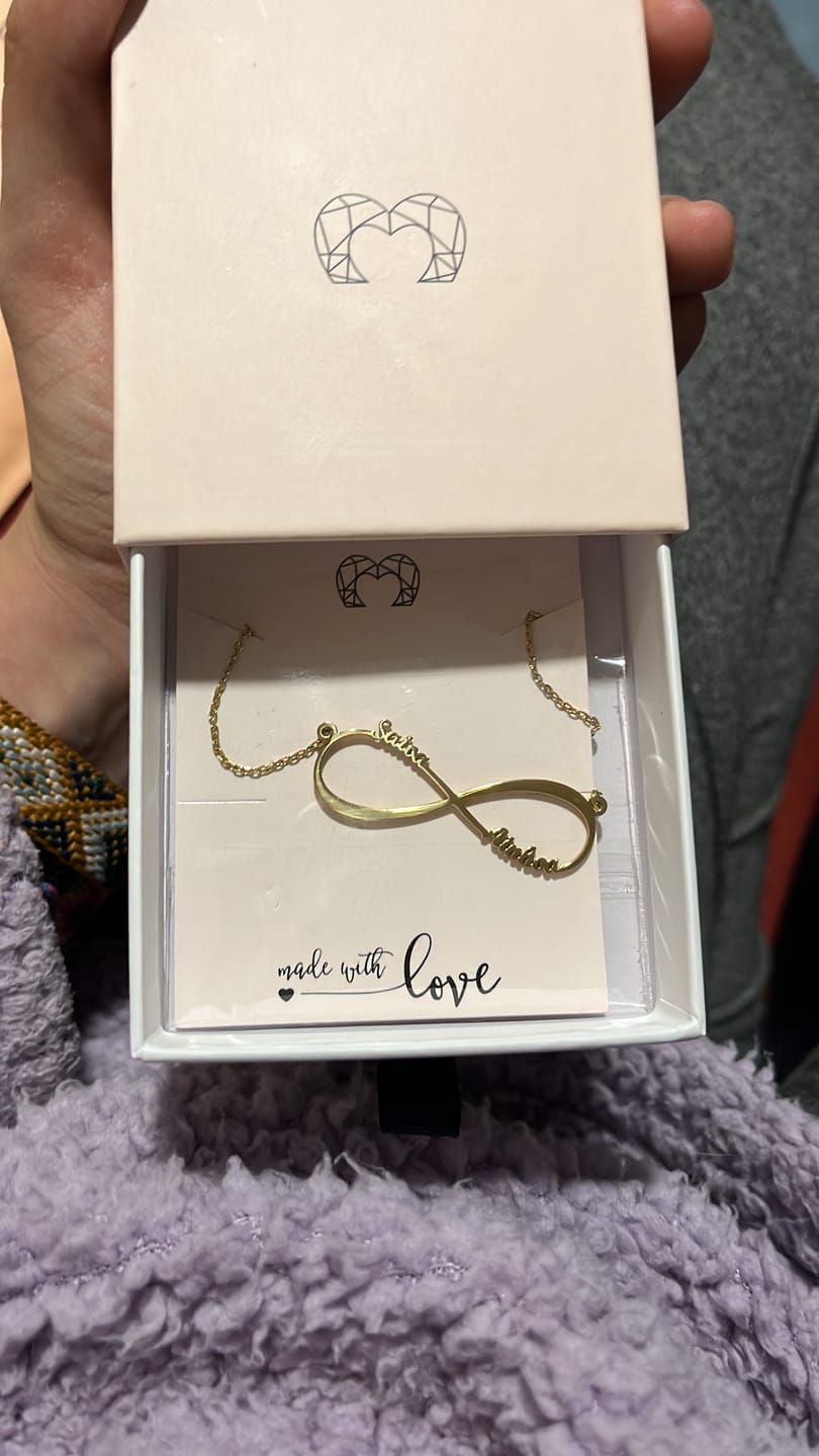 Customer photo review of Collar Infinito ~ Personalizable