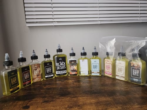 Customer photo review of NEW CLASSIC GLAZE DRY BODY OIL | MINI TRIO | ORIGINAL, HOMECOMING + BLACK LOVE