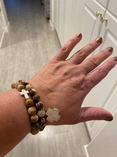 Customer photo review of November's 'Give Thanks With a Grateful Heart' Bracelet