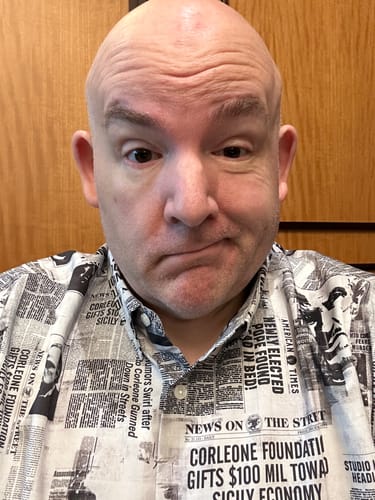 Customer photo review of The Godfather “Headlines” – KUNUFLEX Short Sleeve Shirt