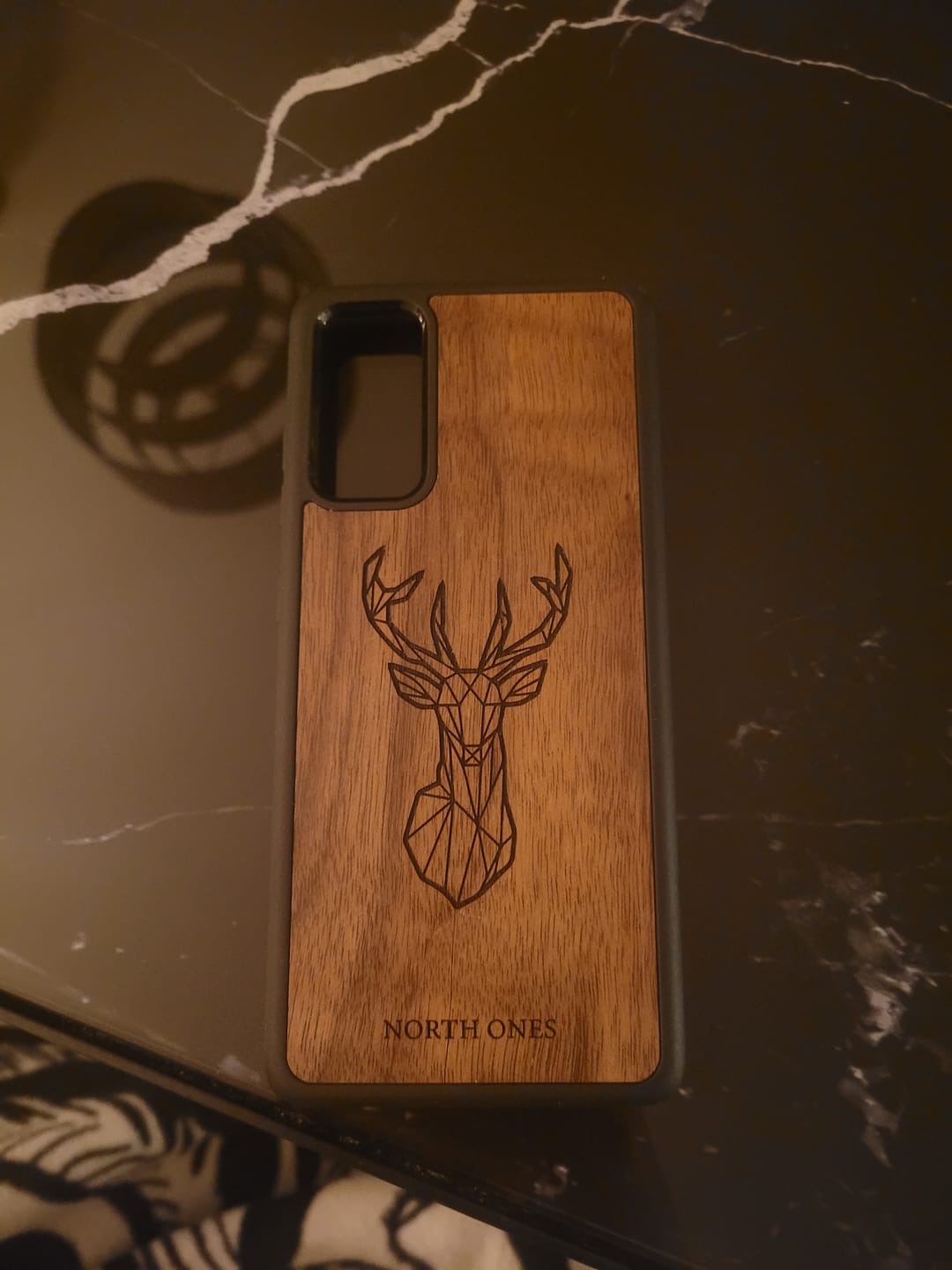 Customer photo review of Nordic Deer | Valnöt