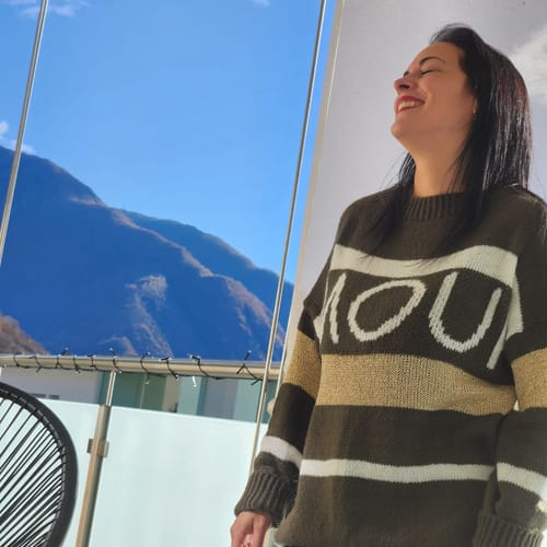 Customer photo review of Maglione Amour oversize