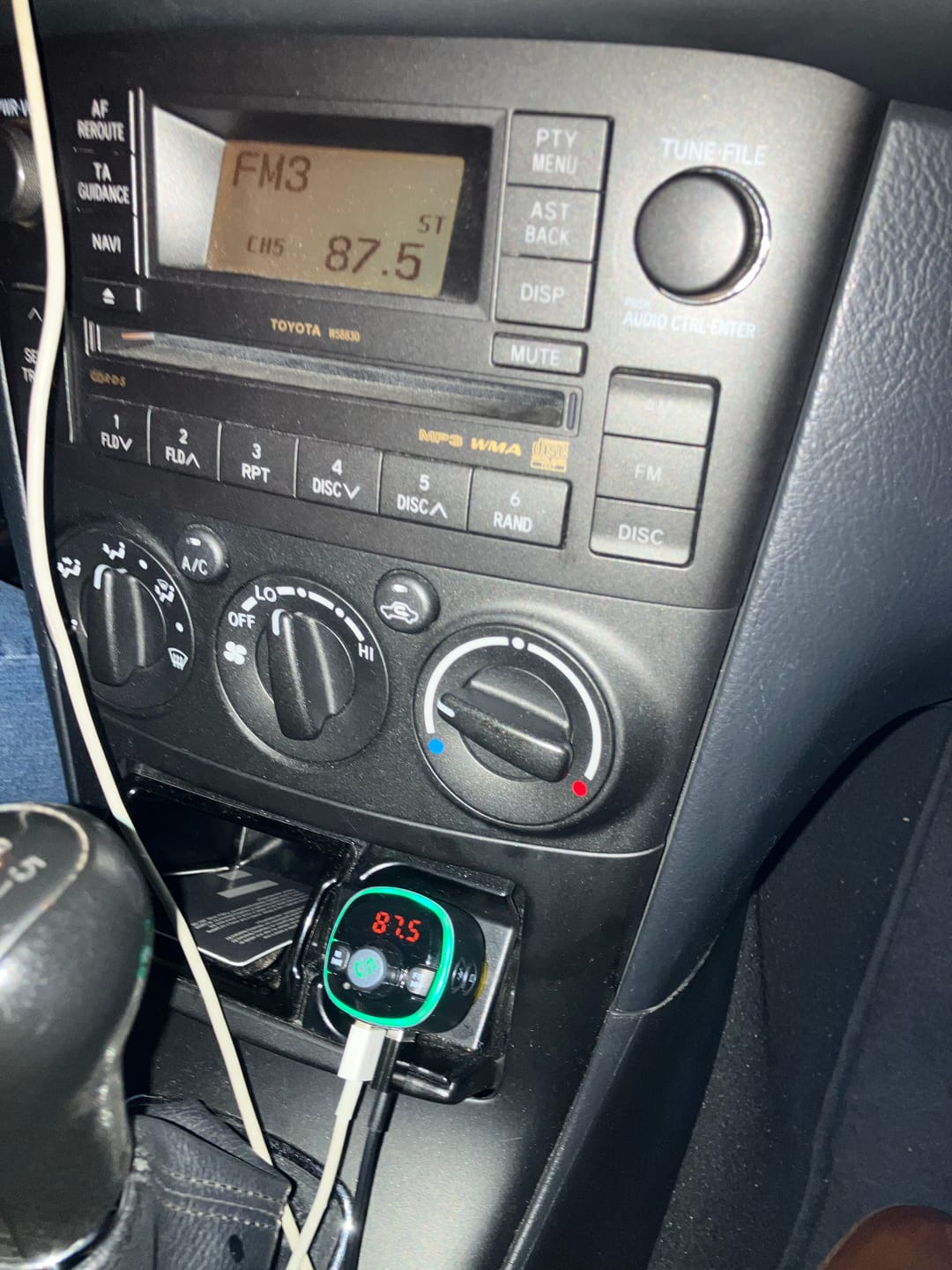 Customer photo review of Wegman Bluetooth FM Transmitter - Bluetooth Carkit - Autolader USB C