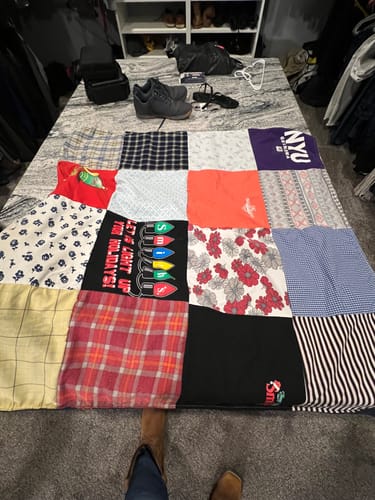 T-shirt quilt from new york university by Karen from AZ