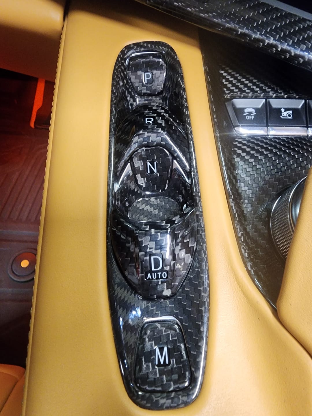 Customer photo review of [5pcs] C8 Corvette Carbon Fiber Gear Shift Button Cover