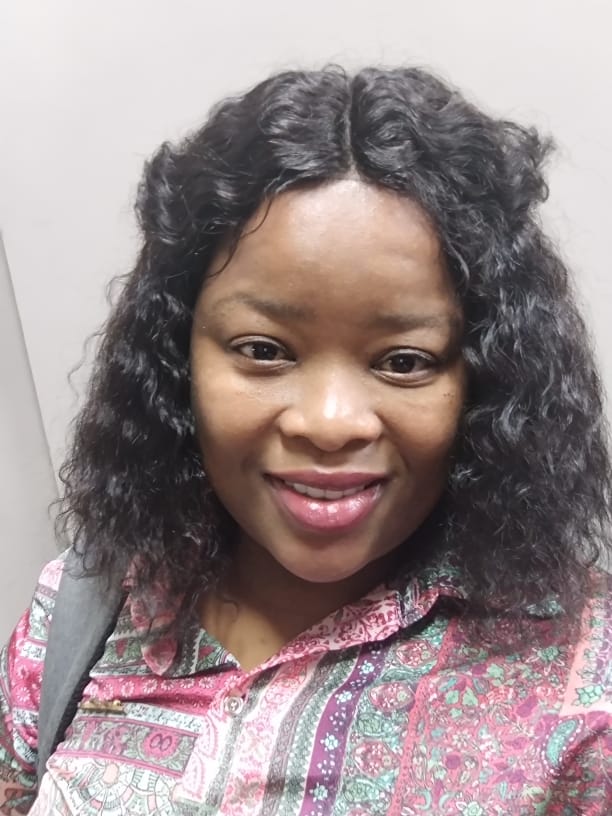 Customer photo review of Peruvian Curly Bob 12 inch Wig